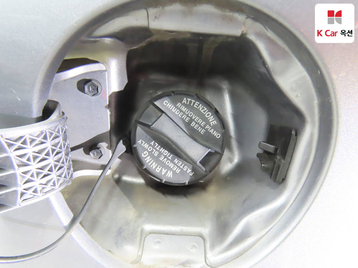 Hyundai Elantra 2012 - Image 23