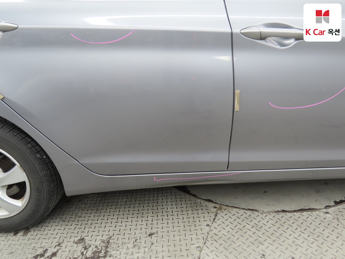 Hyundai Elantra 2012 - Image 47