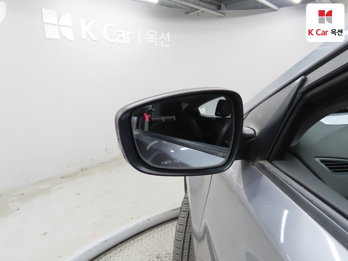 Hyundai Elantra 2012 - Image 20