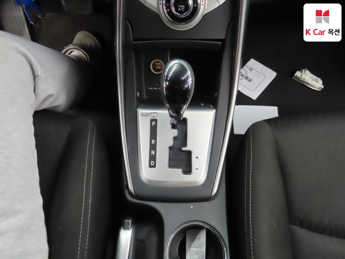 Hyundai Elantra 2012 - Image 16