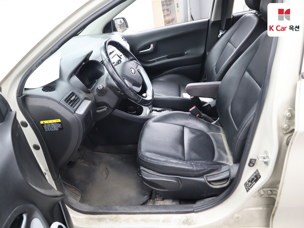 Kia Morning 2013 - Image 18