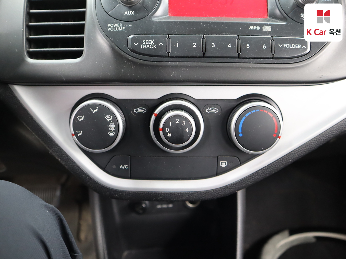 Kia Morning 2013 - Image 15