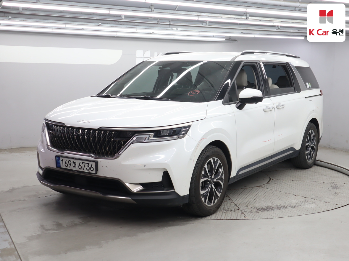 كيا كارنيفال 2023 - صورة 1