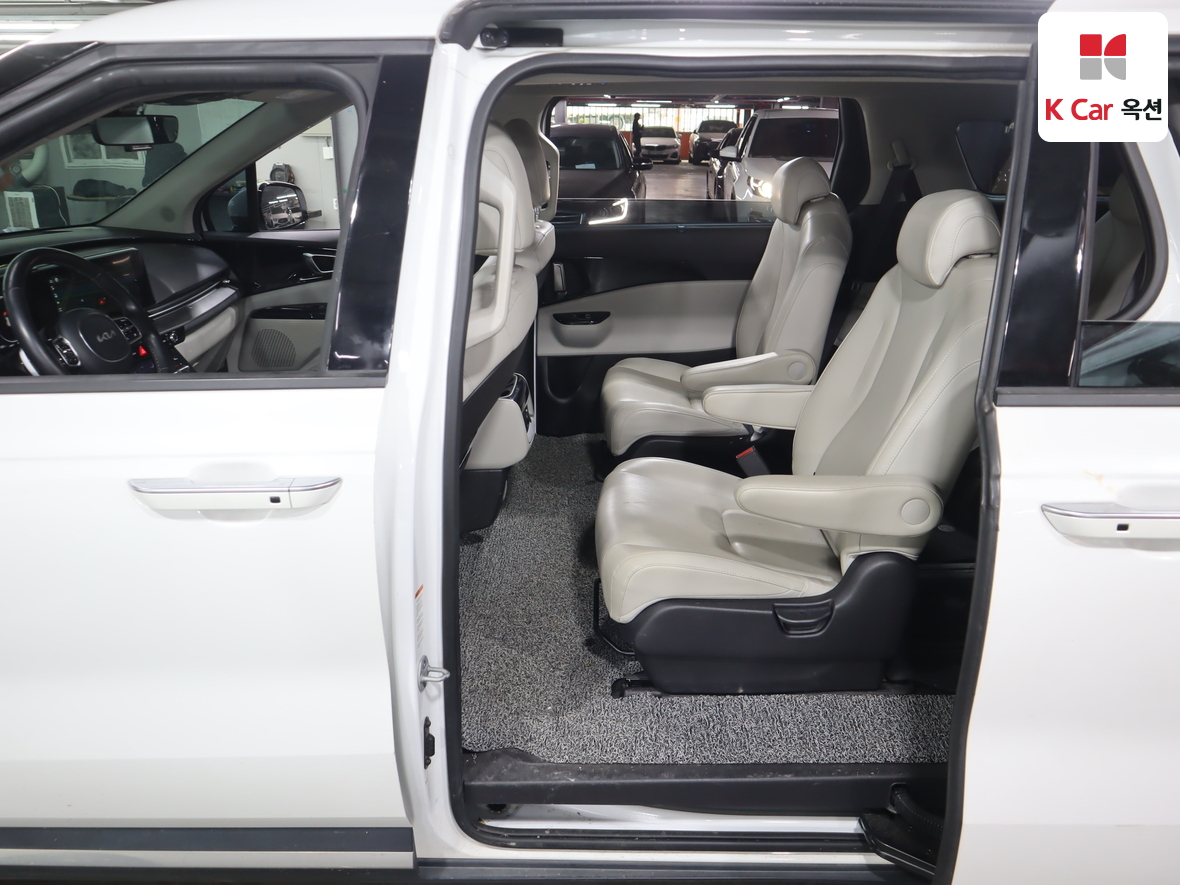 كيا كارنيفال 2023 - صورة 21