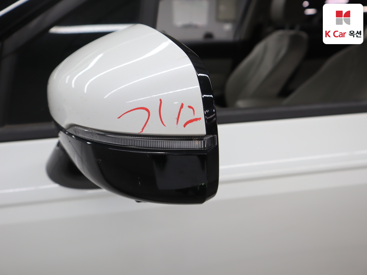 كيا كارنيفال 2023 - صورة 35