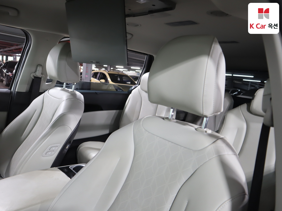 كيا كارنيفال 2023 - صورة 19