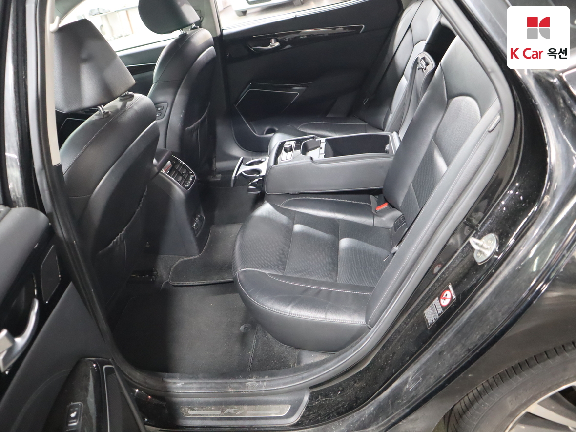 كيا K7 2018 - صورة 24