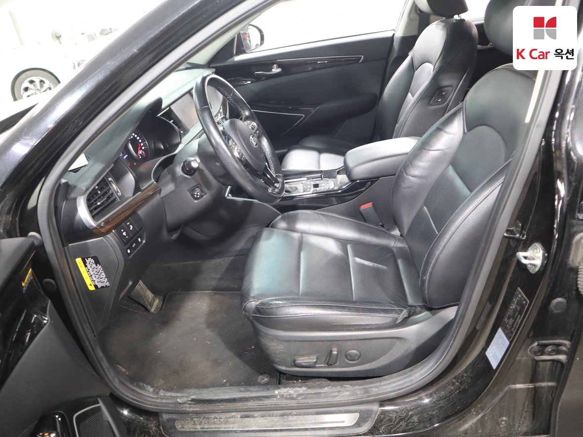 كيا K7 2018 - صورة 18