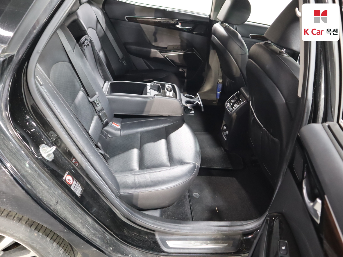 كيا K7 2018 - صورة 30