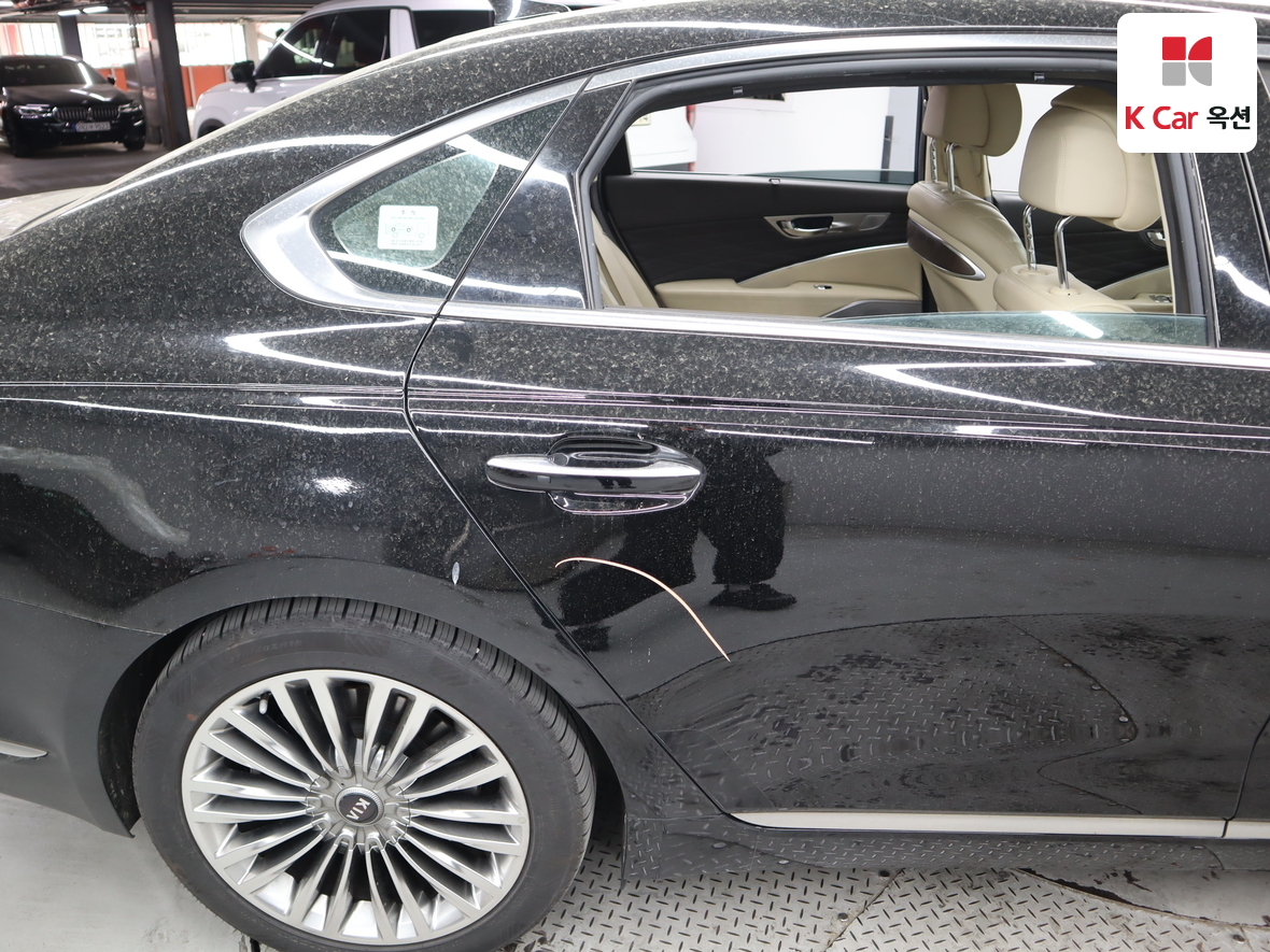 Kia K9 - 40