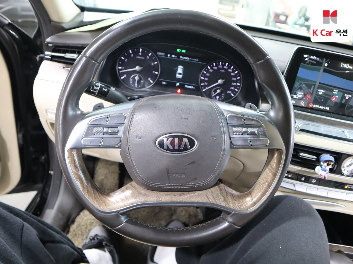 Kia K9 - 10
