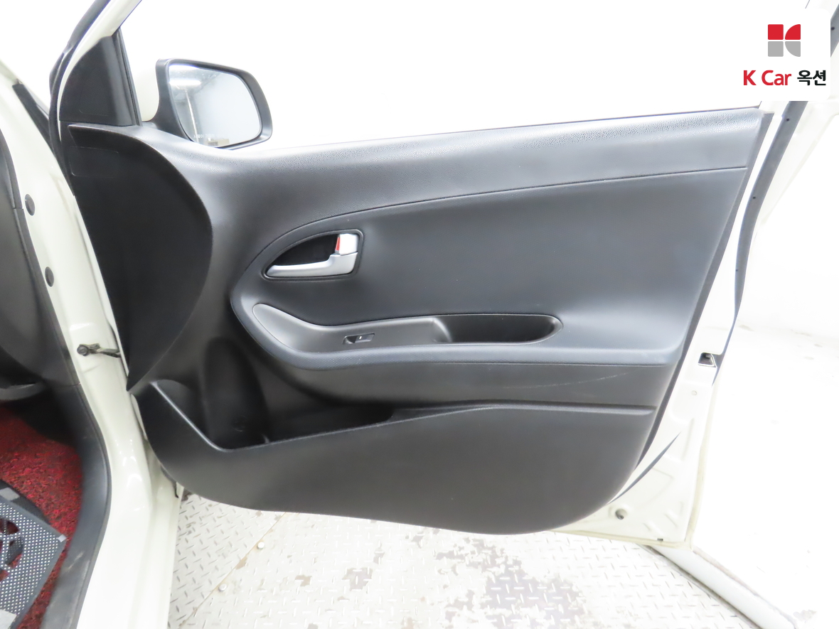 Kia Morning 2016 - Image 30