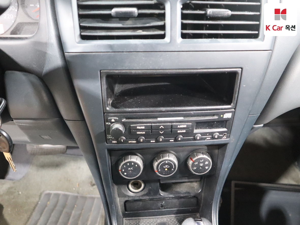 Renault Samsung SM3 2010 - Image 15