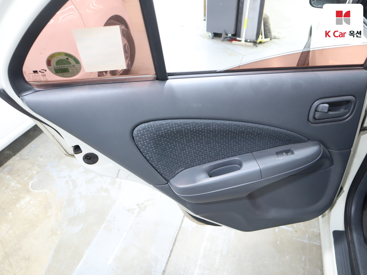 Renault Samsung SM3 2010 - Image 20