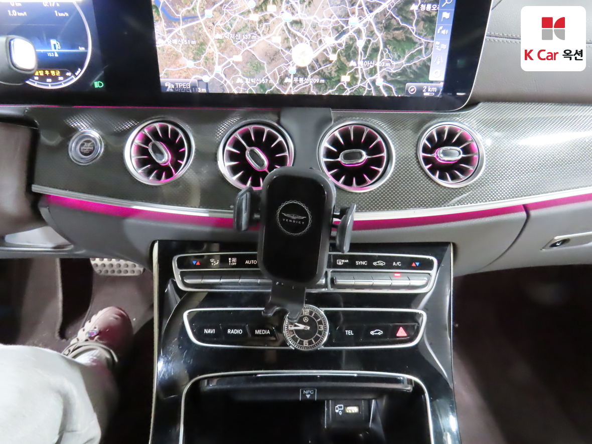 Mercedes-Benz CLS-Class - 15