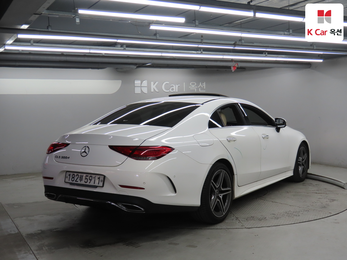 Mercedes-Benz CLS-Class - 2
