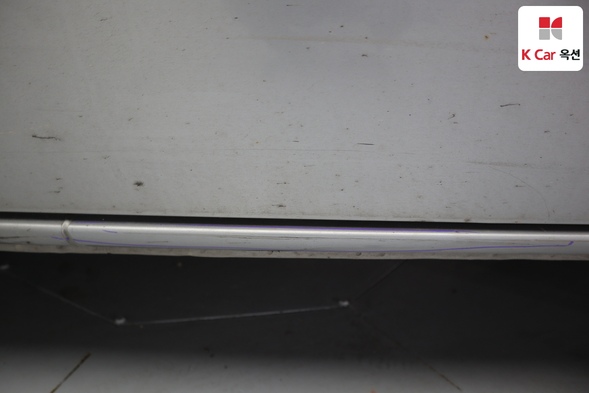 Hyundai Grand Starex - 35