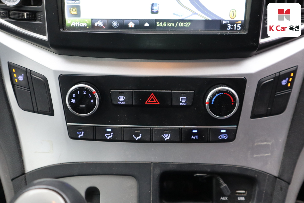 Hyundai Grand Starex - 14