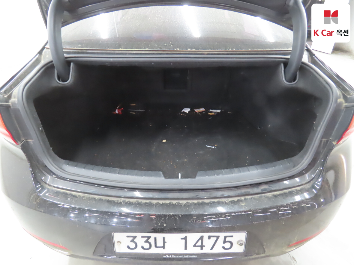Kia K7 2018 - Image 25