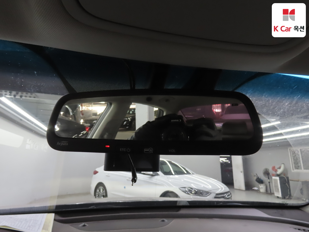 Kia K7 2018 - Image 13