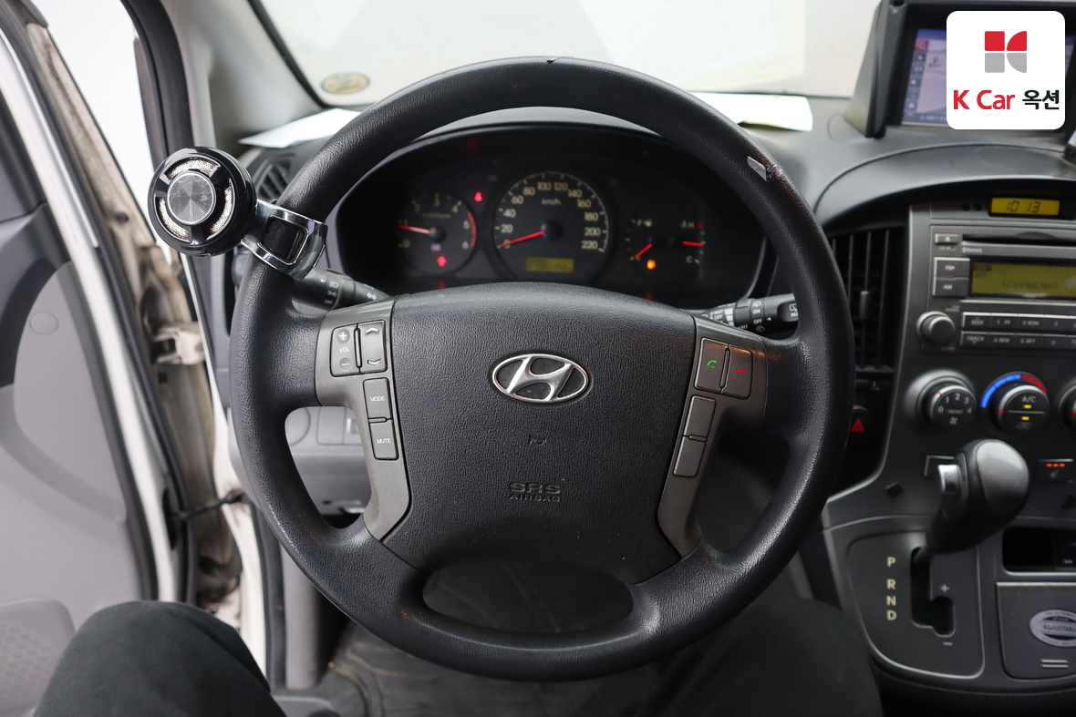 Hyundai Grand Starex - 10
