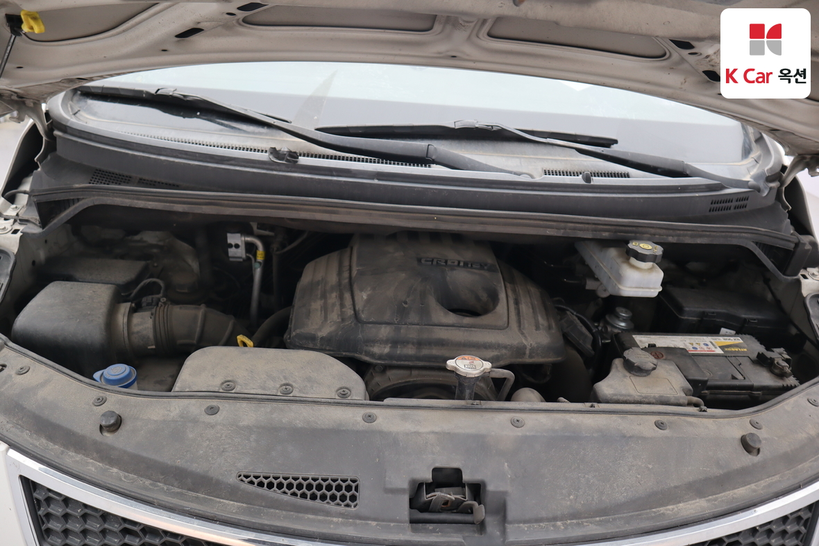 Hyundai Grand Starex - 30