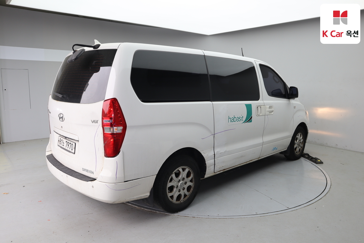 Hyundai Grand Starex - 2