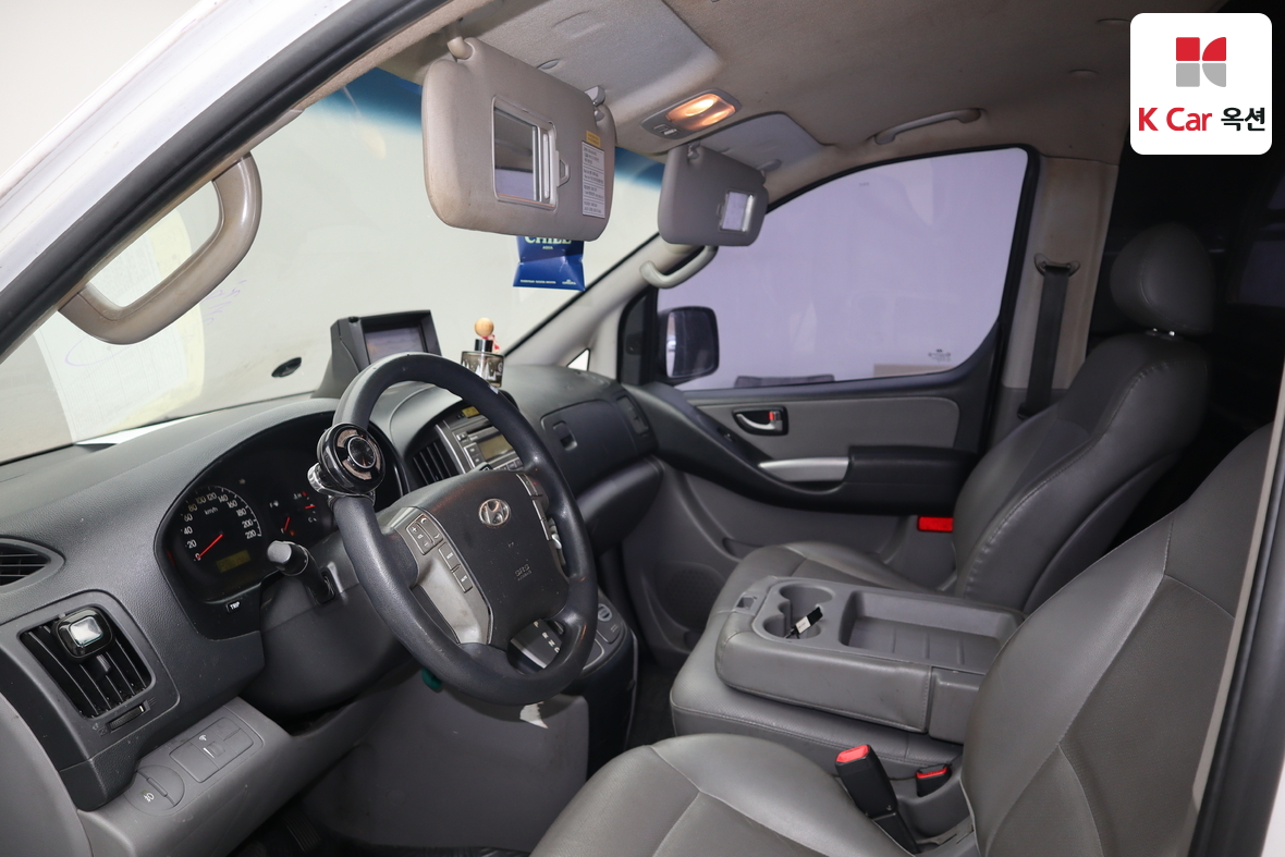 Hyundai Grand Starex - 3