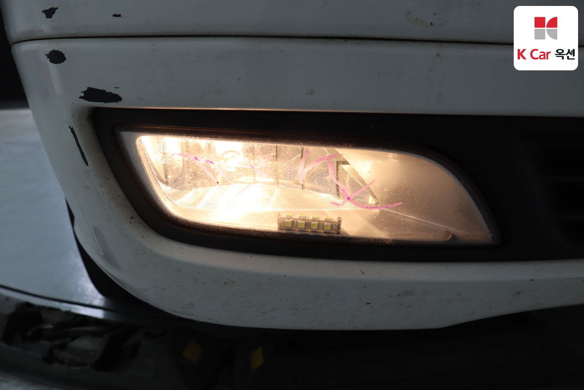Hyundai Grand Starex - 49