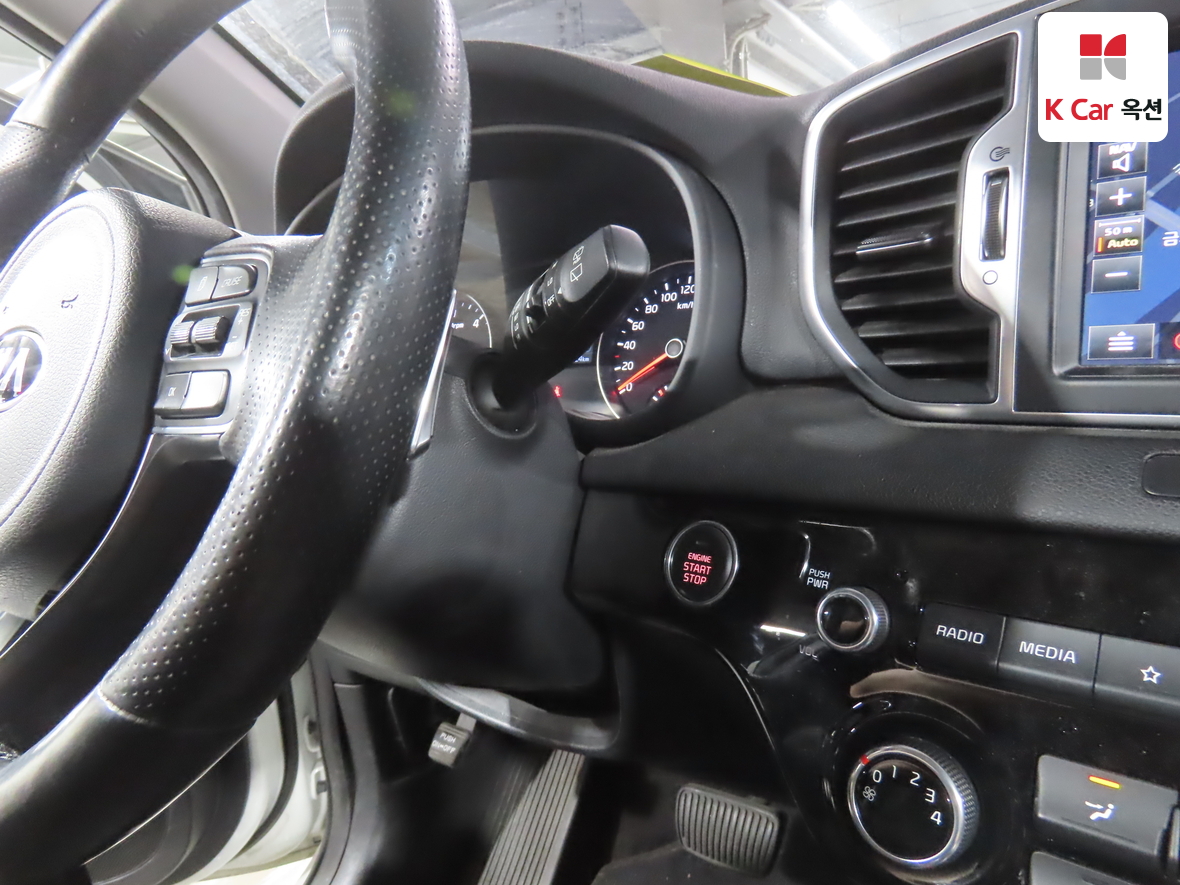 Kia Sportage - 11
