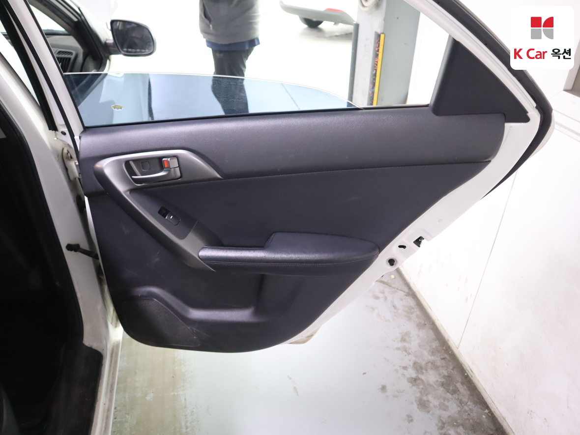 Kia Forte 2011 - Image 25