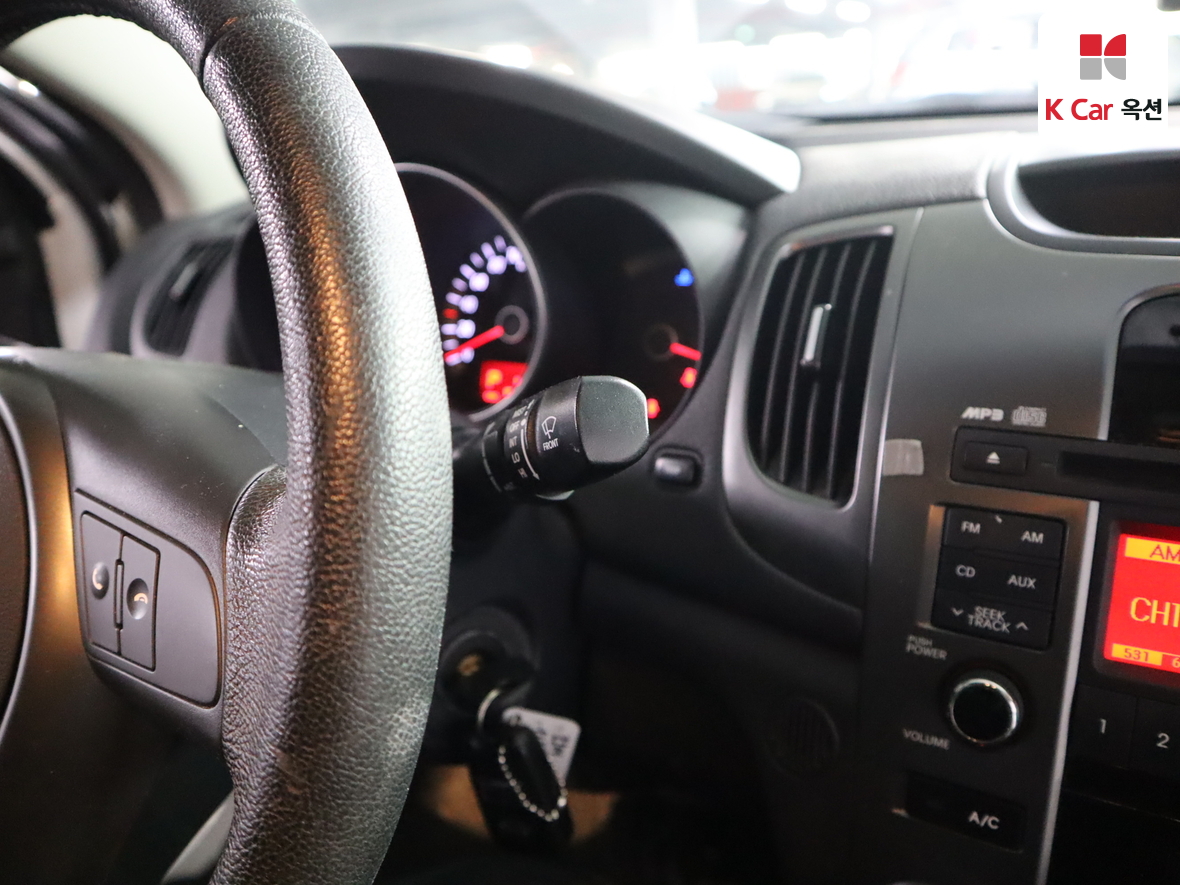 Kia Forte 2011 - Image 11