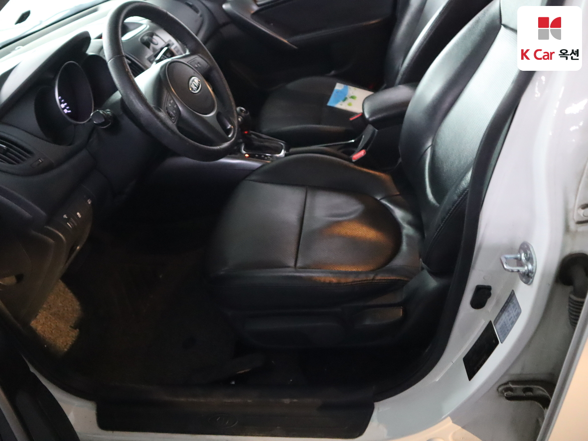 Kia Forte 2011 - Image 18