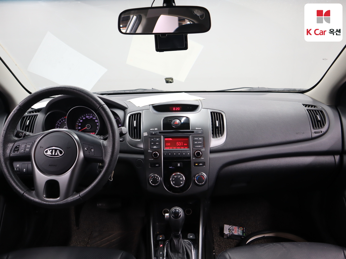 Kia Forte 2011 - Image 3