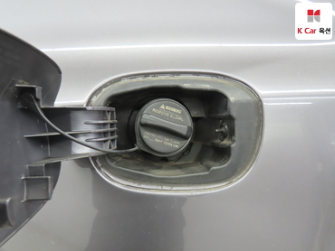 2010 - hyundai 200