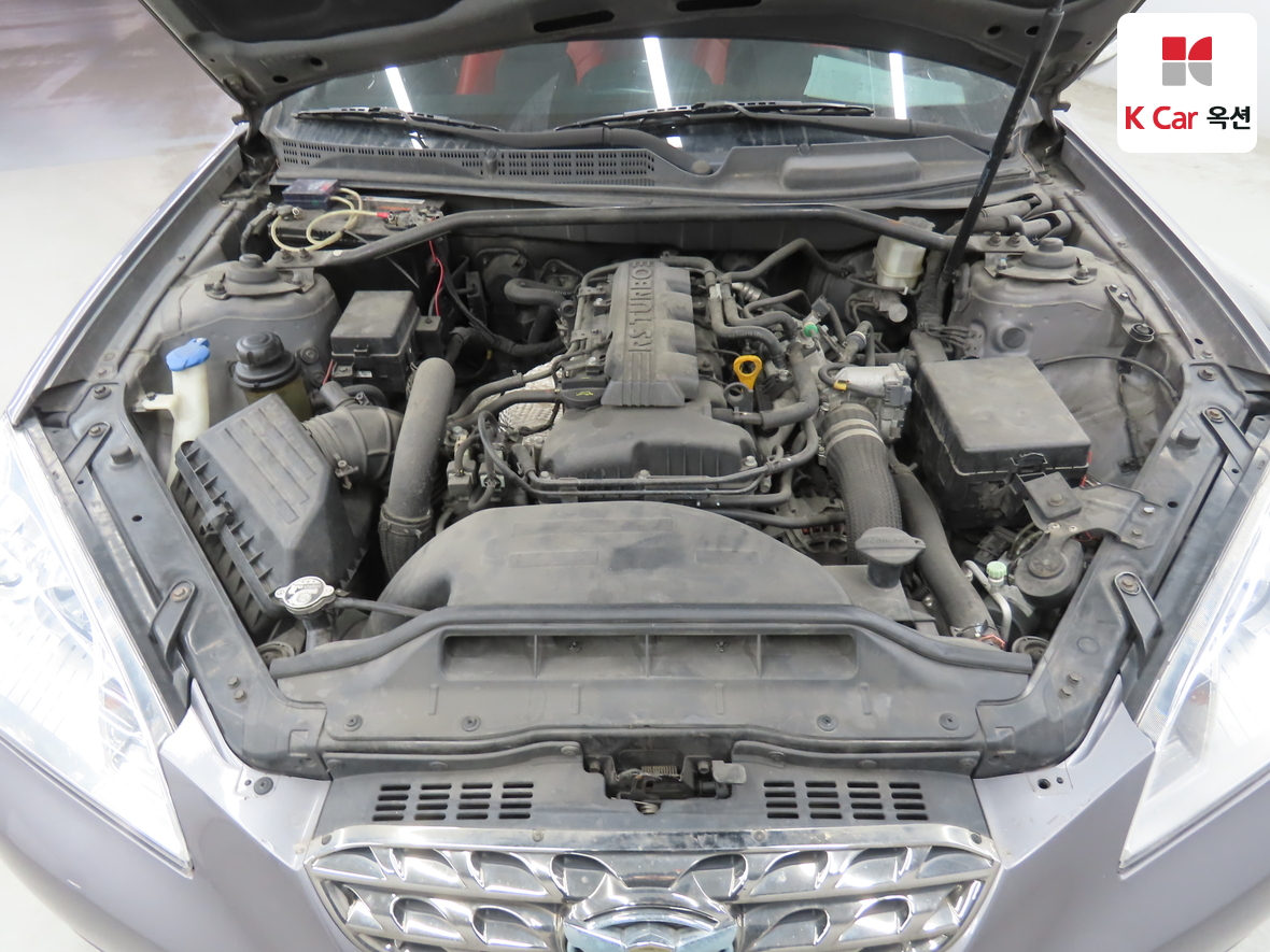 Hyundai Genesis 2010 - Image 31