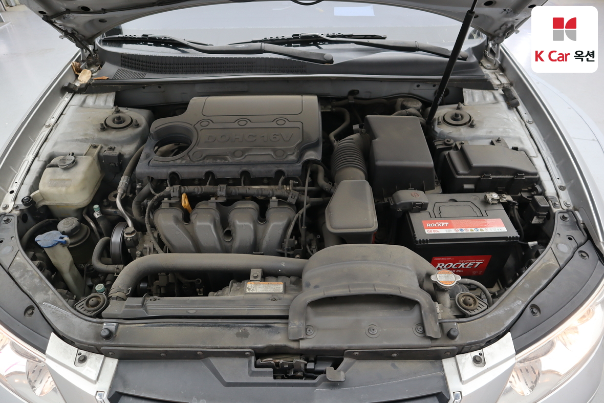 Hyundai Sonata - 32