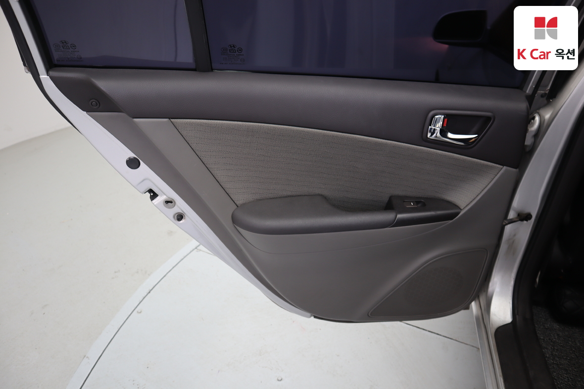 Hyundai Sonata - 21