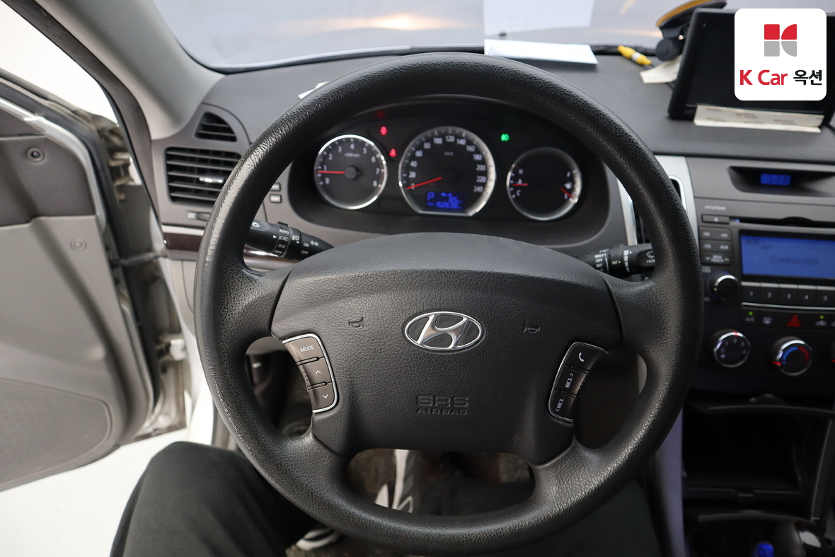 Hyundai Sonata - 10