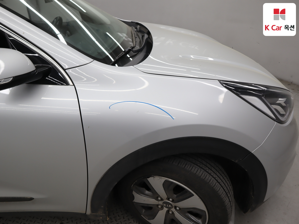 Kia Niro - 42
