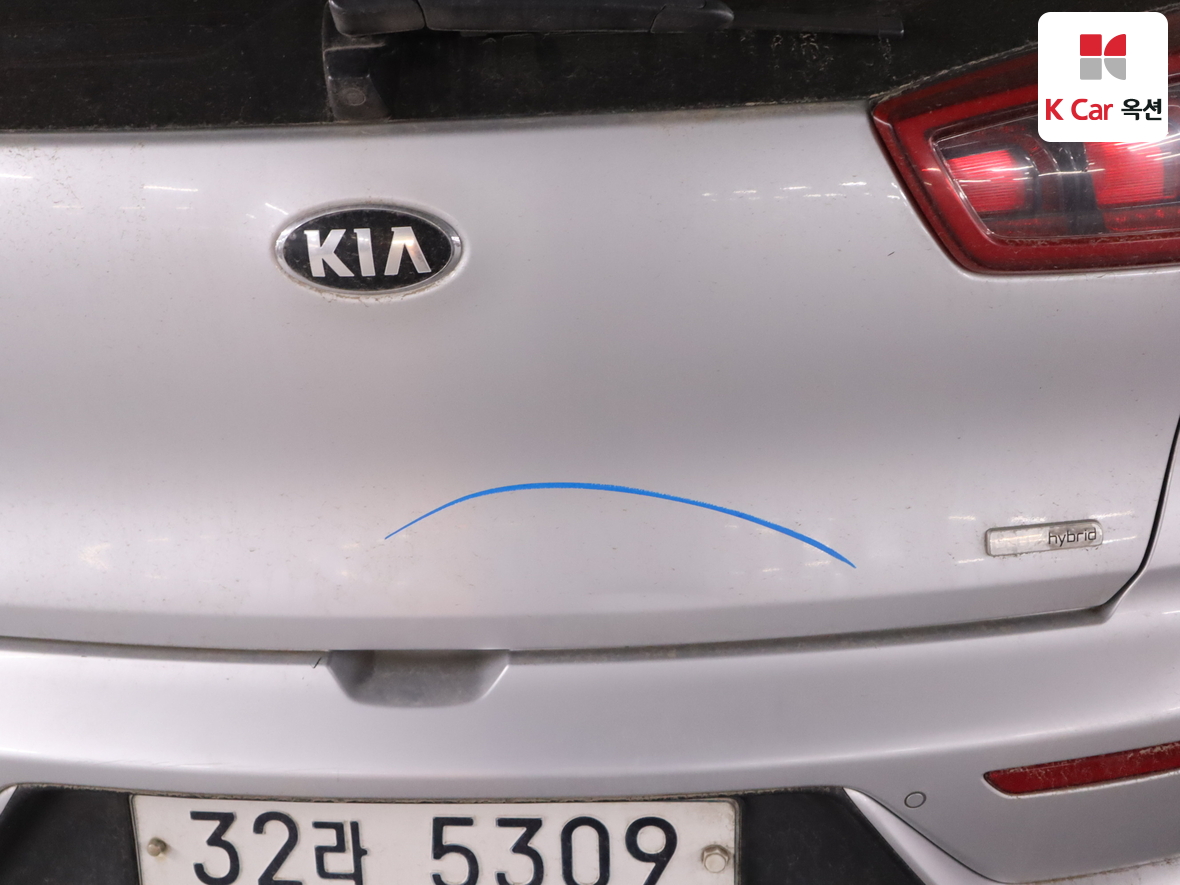 Kia Niro - 39
