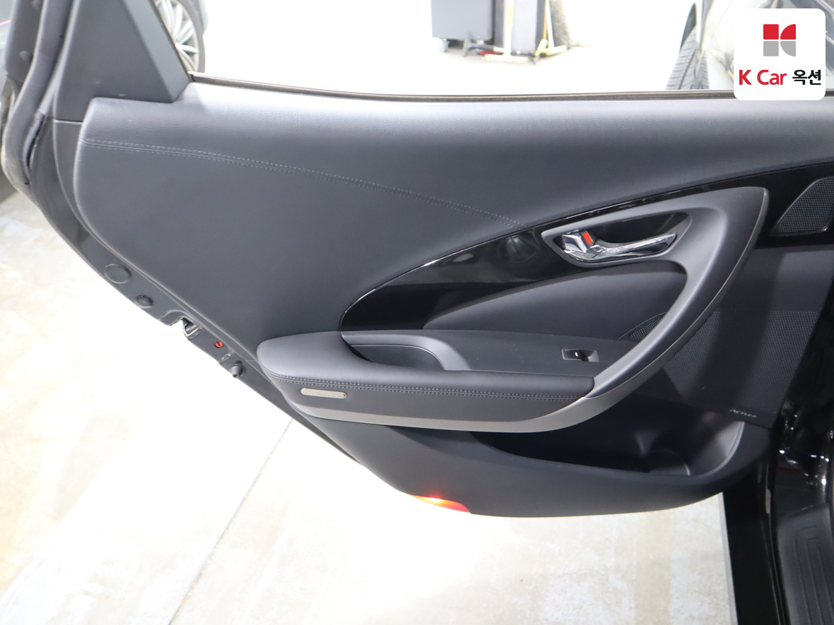 Hyundai AZERA 2014 - Image 23