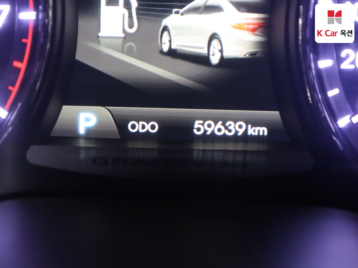 Hyundai AZERA 2014 - Image 4