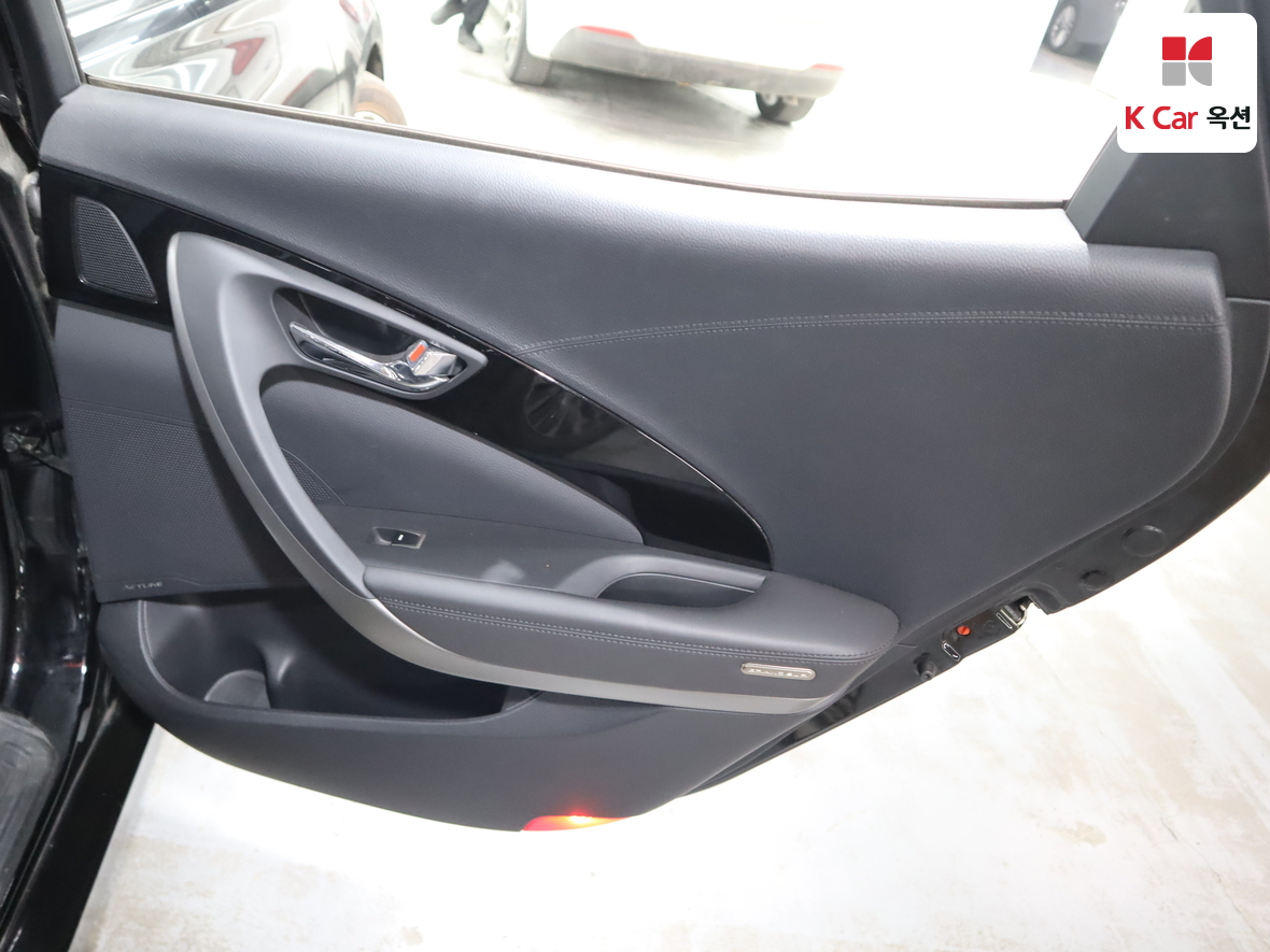 Hyundai AZERA 2014 - Image 27