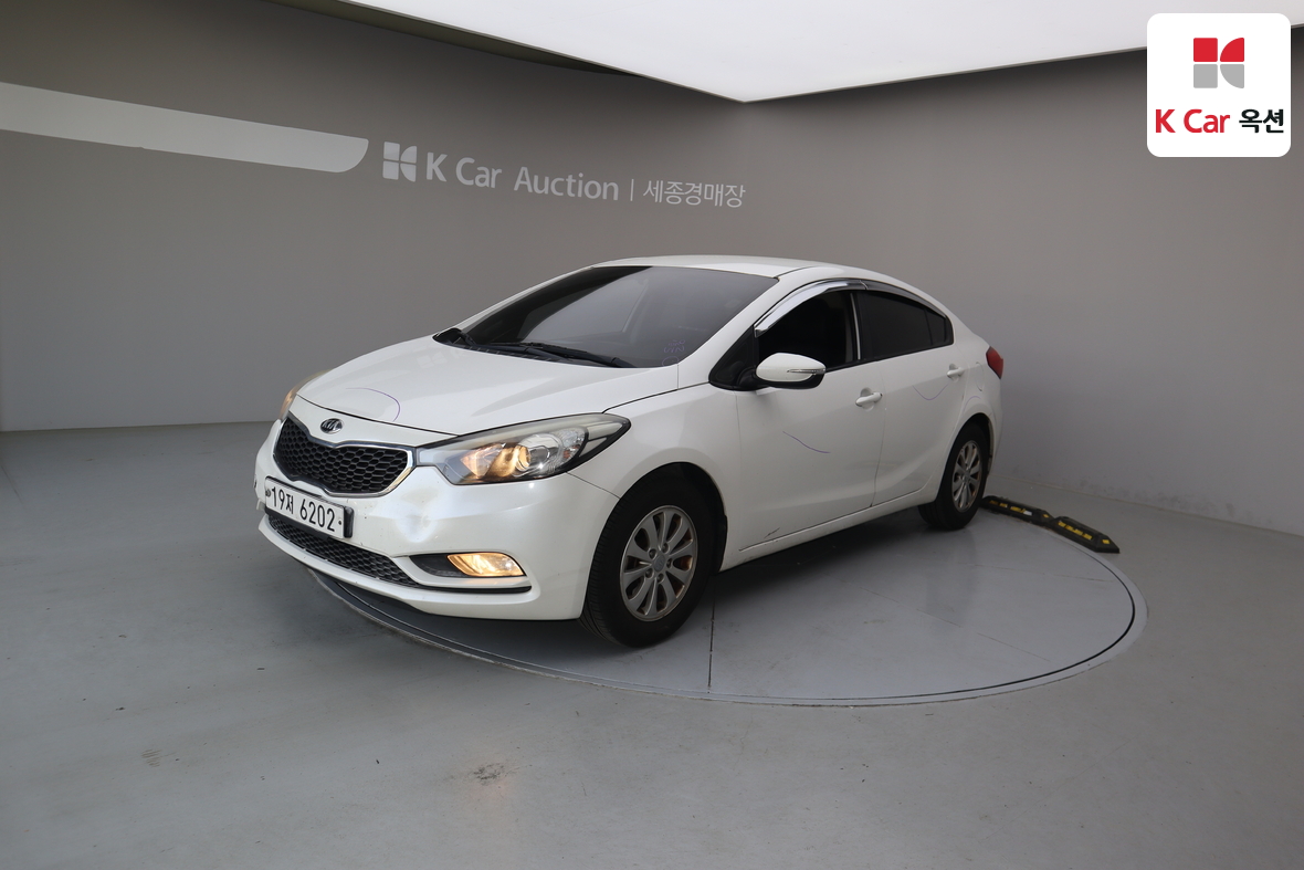 Kia K3 - 1