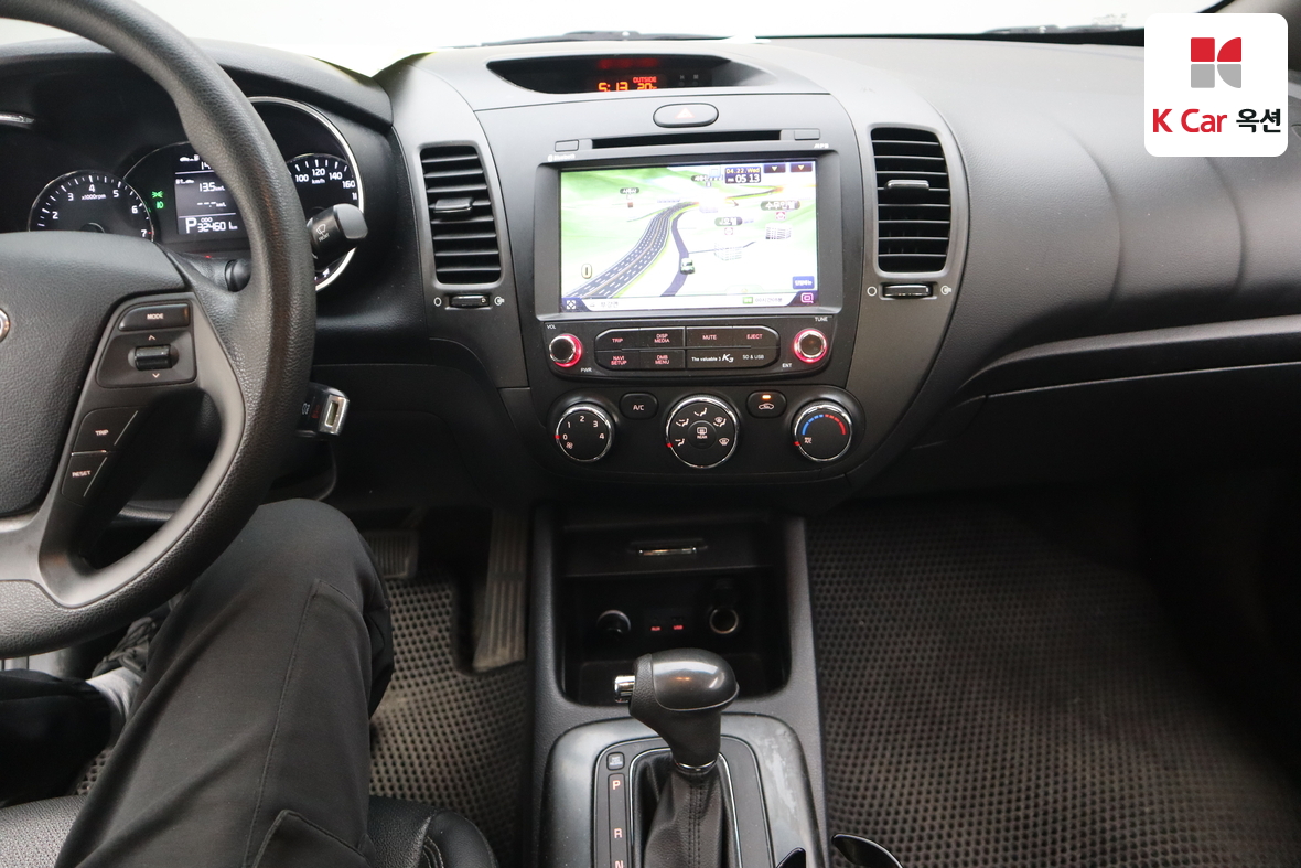 Kia K3 - 6