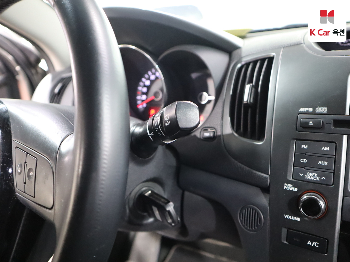 Kia Forte - 11