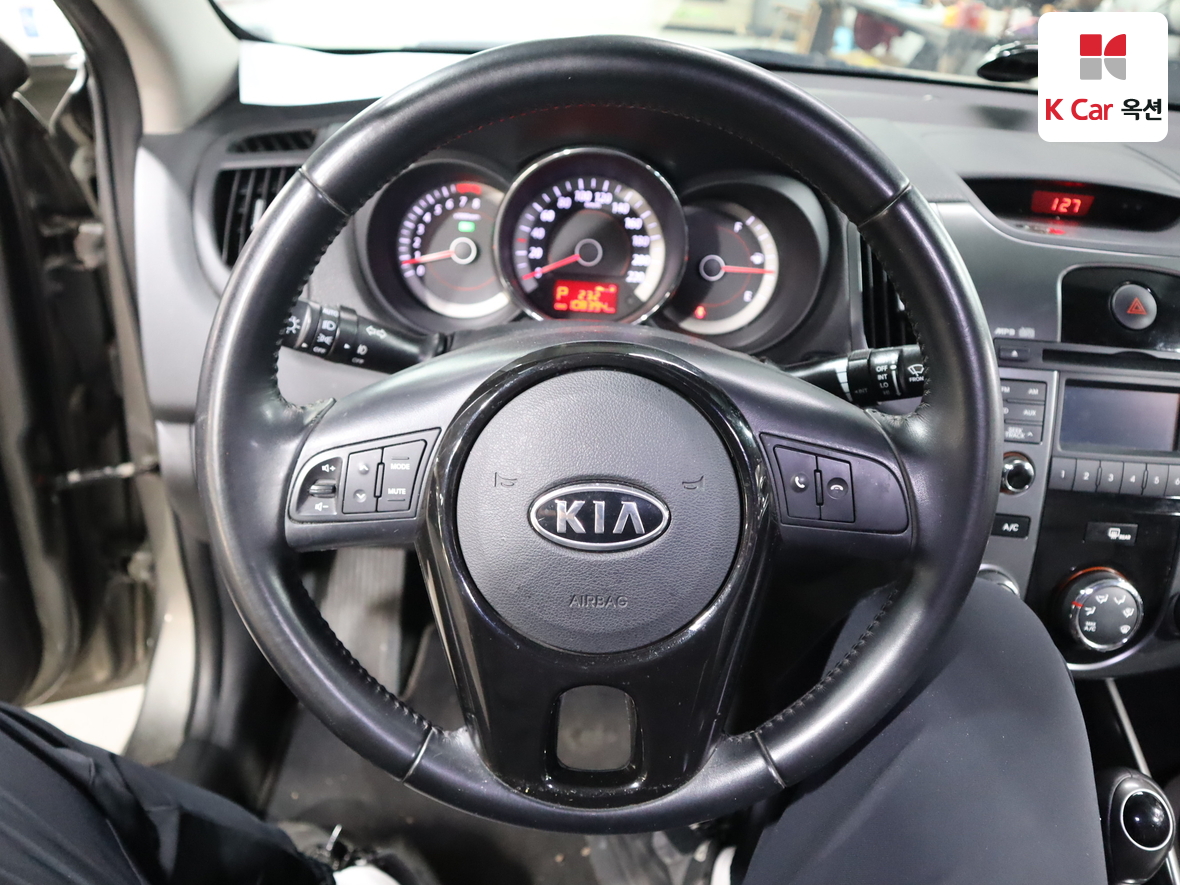 Kia Forte - 10
