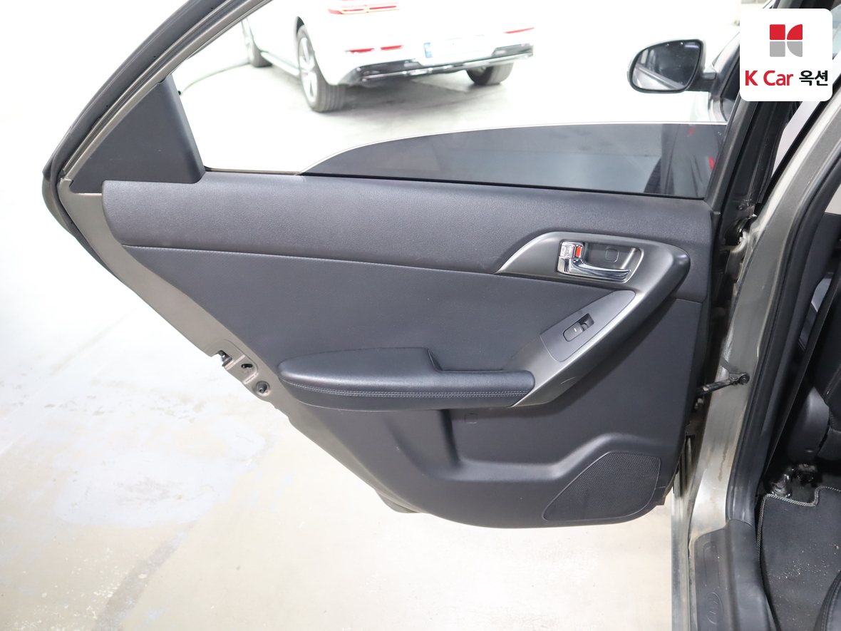 Kia Forte - 22