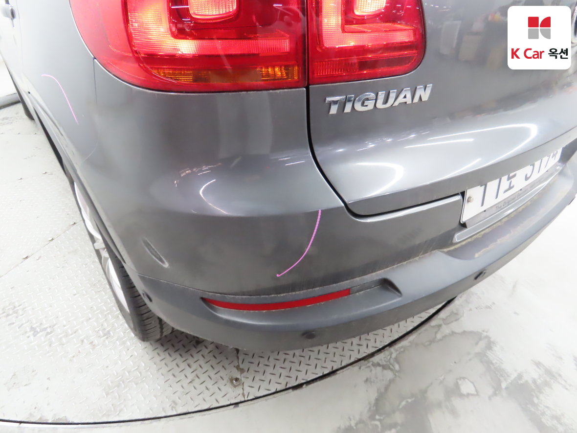 Volkswagen Tiguan - 44